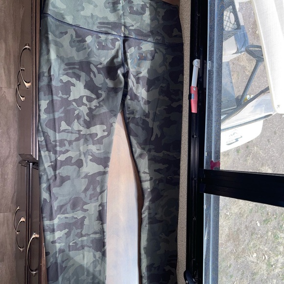 Lululemon wunder under leggings - Picture 6 of 6